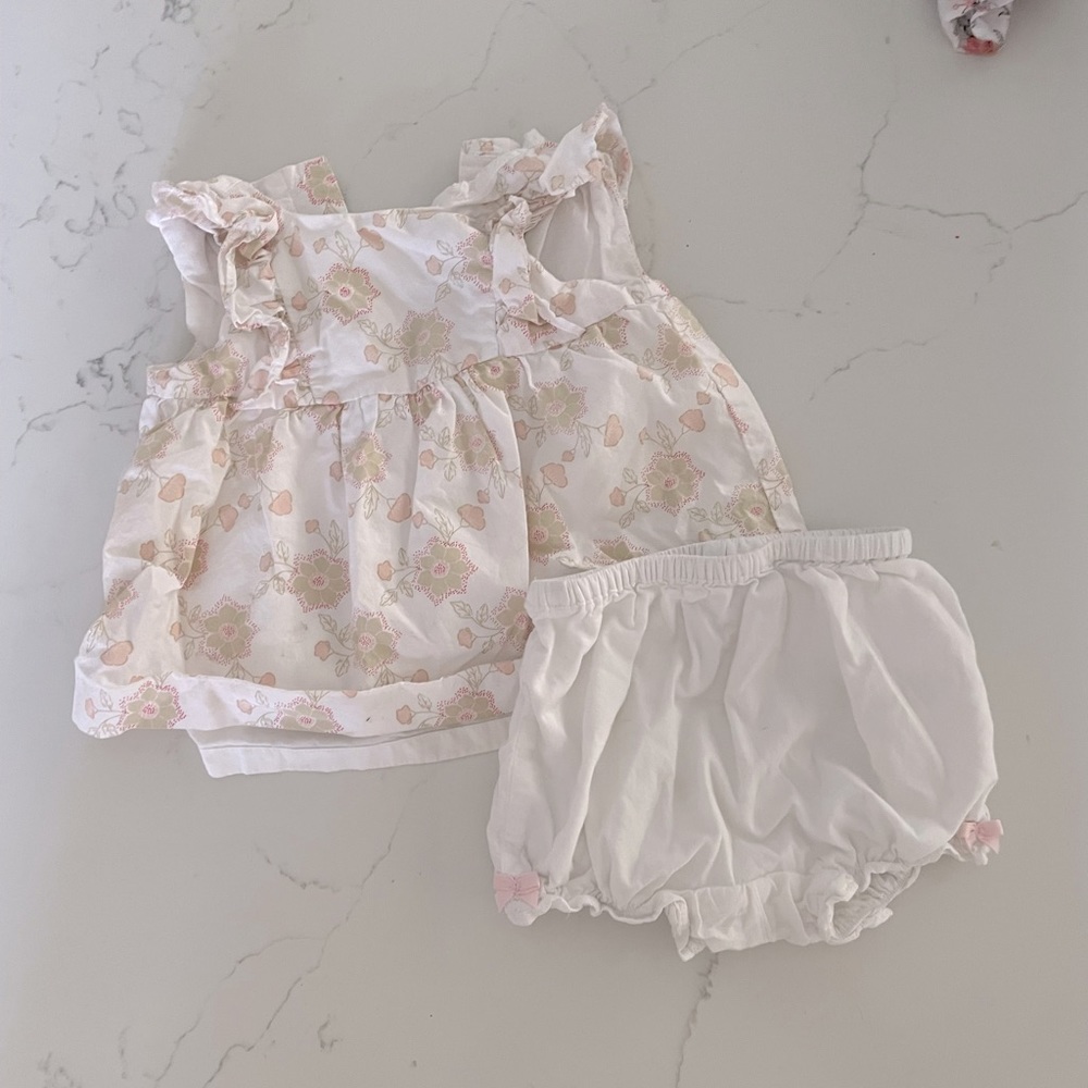 Janie and Jack set